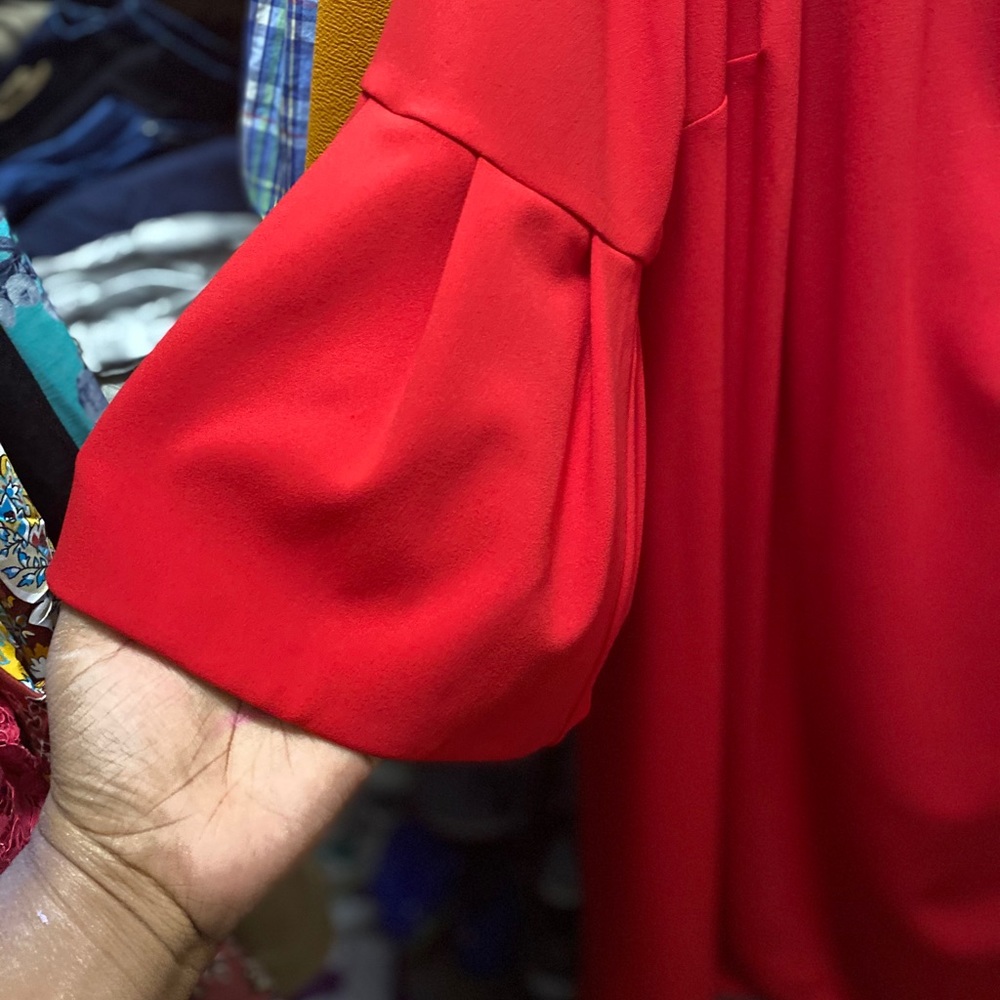 Red Dress ❤️❤️ - Picture 2 of 3